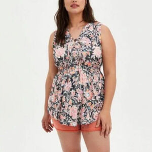 Torrid Babydoll Stretch Challis Lace-Up Tunic Top sz 1